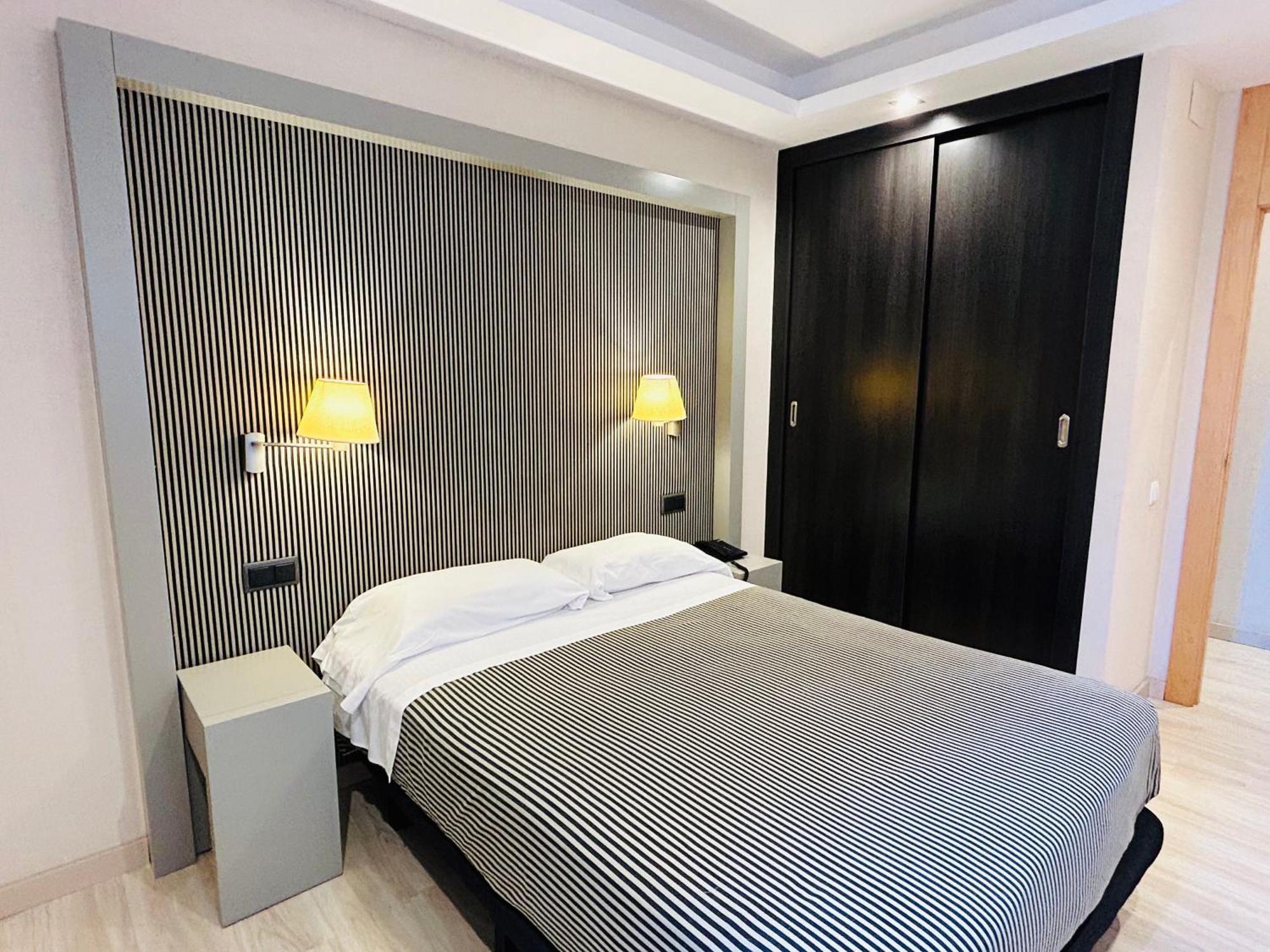 Hotel Ignacio - Palomargroup Chiva Exteriér fotografie