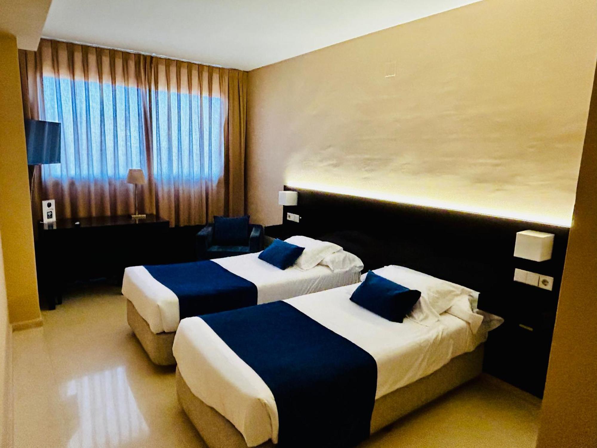 Hotel Ignacio - Palomargroup Chiva Exteriér fotografie